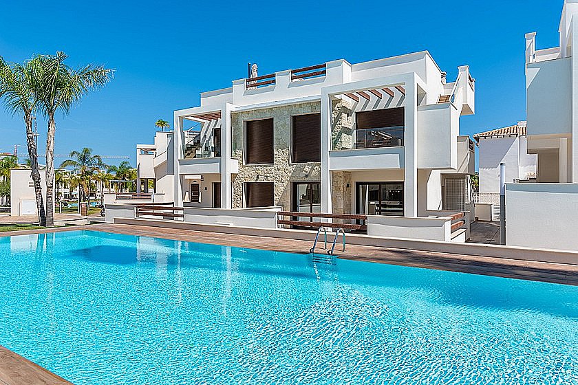 2 bedroom Apartment with garden in Torrevieja in Vidando Estates