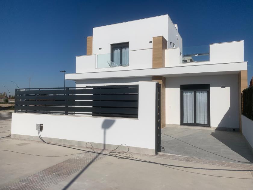 3 bedroom Villa in Roldán in Vidando Estates
