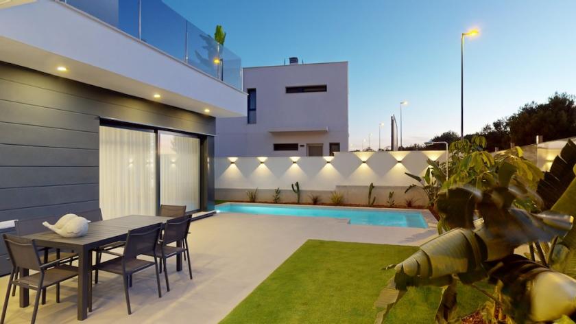 Modern villas with golf view near Murcia in Vidando Estates