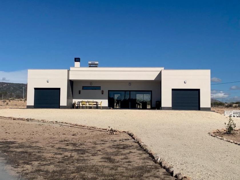 Modern New Build Villa near Pinoso, Alicante in Vidando Estates