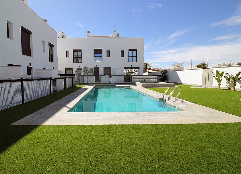 4 slaapkamer Geschakelde woningen in Pilar de la Horadada in Vidando Estates