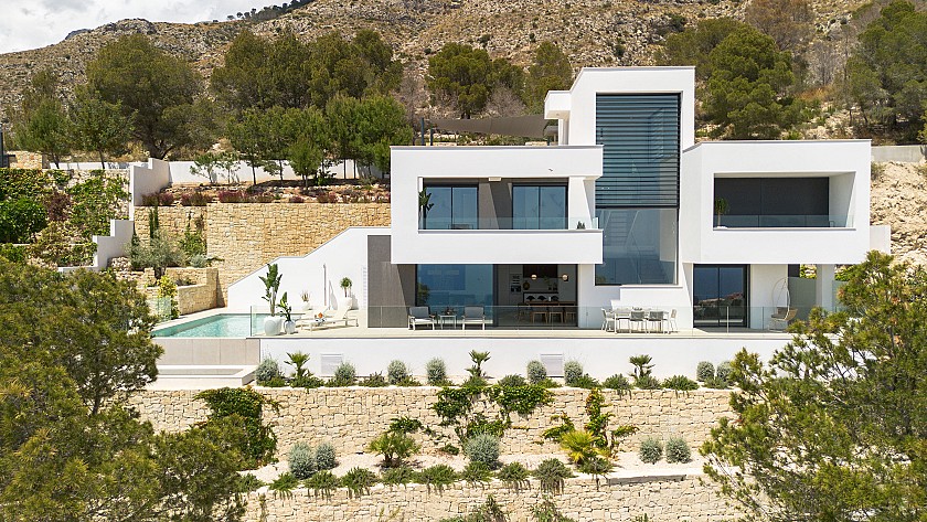 Top villa in Exclusive Area of the Mondaine Seaside Resort of Altea in Vidando Estates