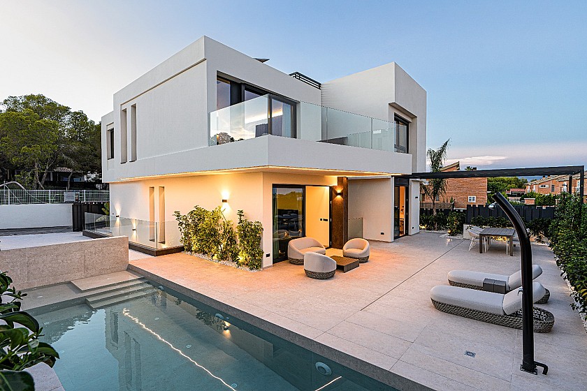 4 bedroom Villa with basement in La Nucia in Vidando Estates