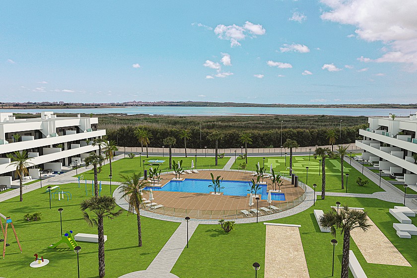 3 bedroom Apartments - solarium in El Raso in Vidando Estates