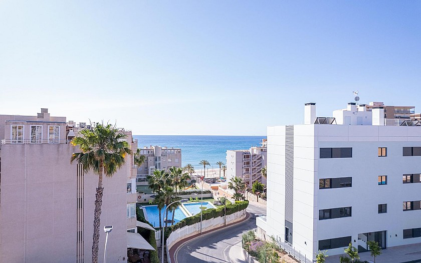 3 bedroom Apartment with terrace in El Campello in Vidando Estates