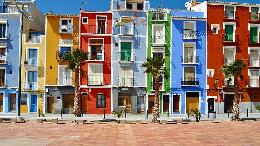 Buy a house in Villajoyosa – Authentic Spanish living on the coast