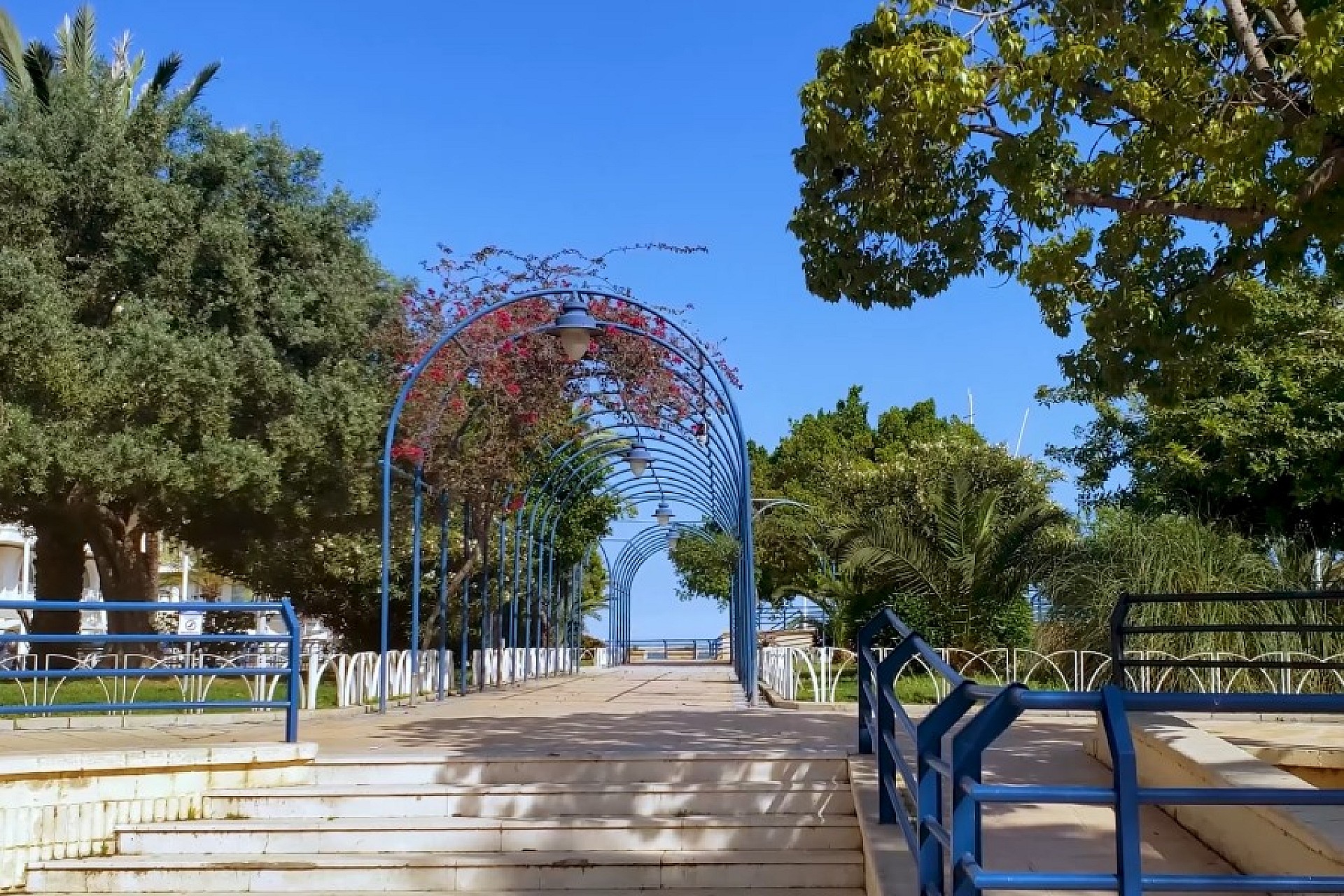 Bored? Impossible in Santa Pola
