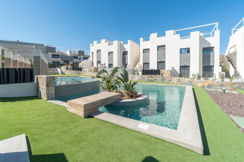 3 bedroom Apartment with garden in Torrevieja in Vidando Estates