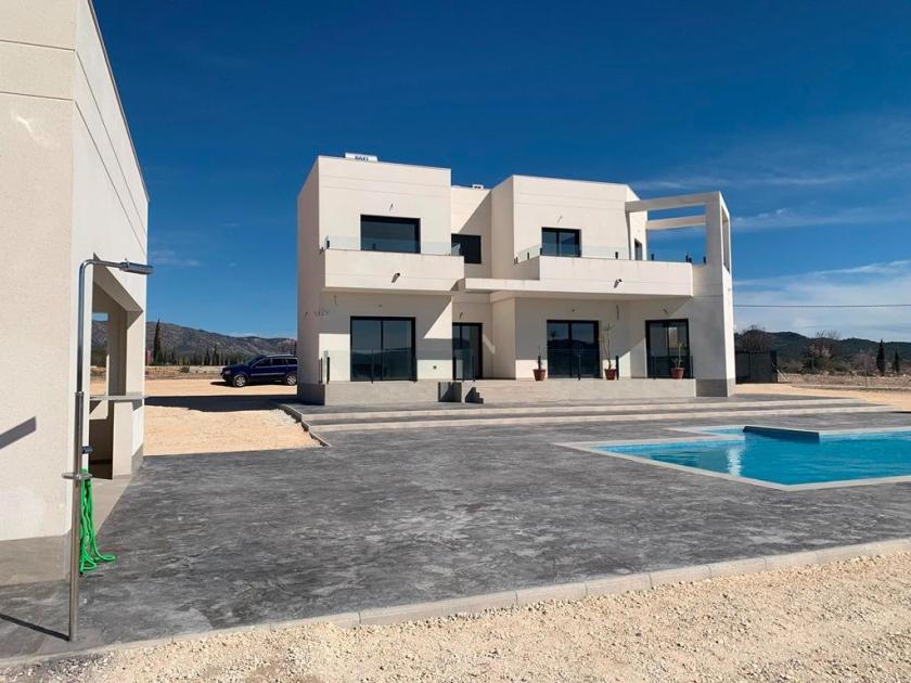Moderne nieuwbouwvilla in de buurt van Pinoso, Alicante - Vidando Estates