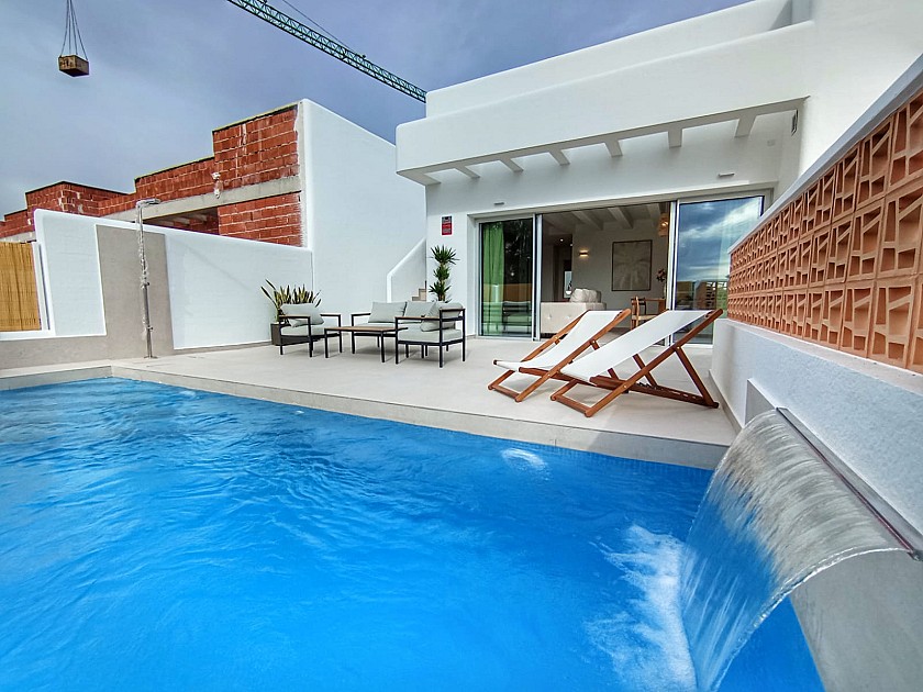 3 bedroom Villa with basement in Dolores in Vidando Estates