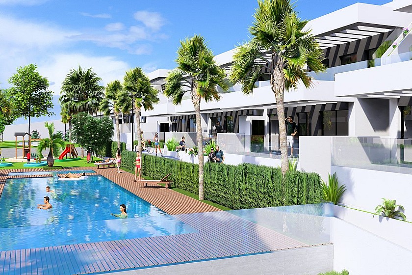 2 bedroom Apartments - solarium in La Finca Golf in Vidando Estates