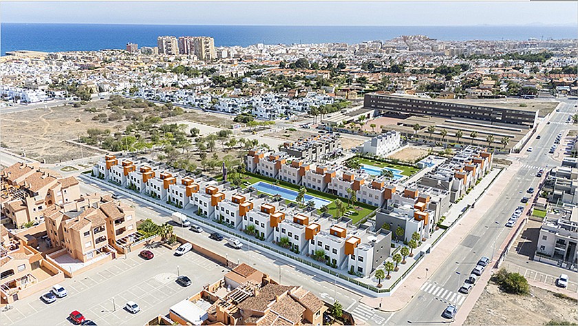 2 slaapkamer Appartement met dakterras in Torrevieja - Vidando Estates