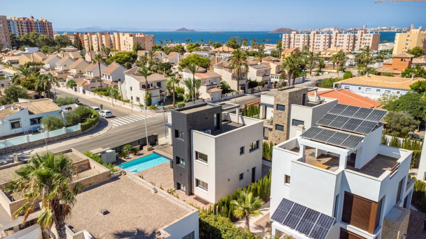 2 slaapkamer Villa in La Manga Del Mar Menor - Vidando Estates