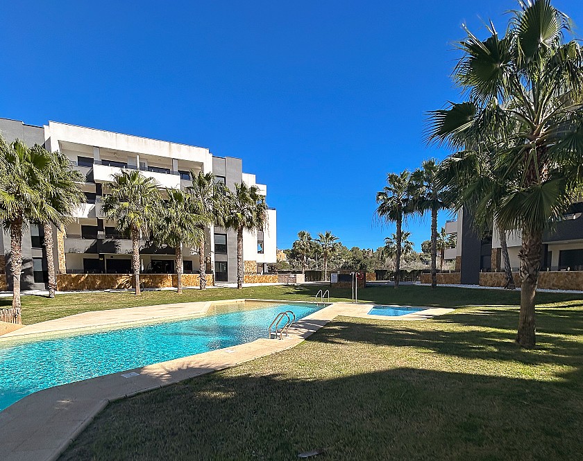 Ground floor apartment in El Amanecer in Vidando Estates