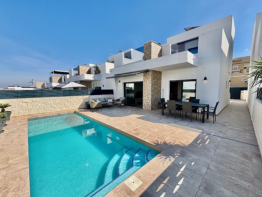 3 bedroom Villa in Benijòfar in Vidando Estates