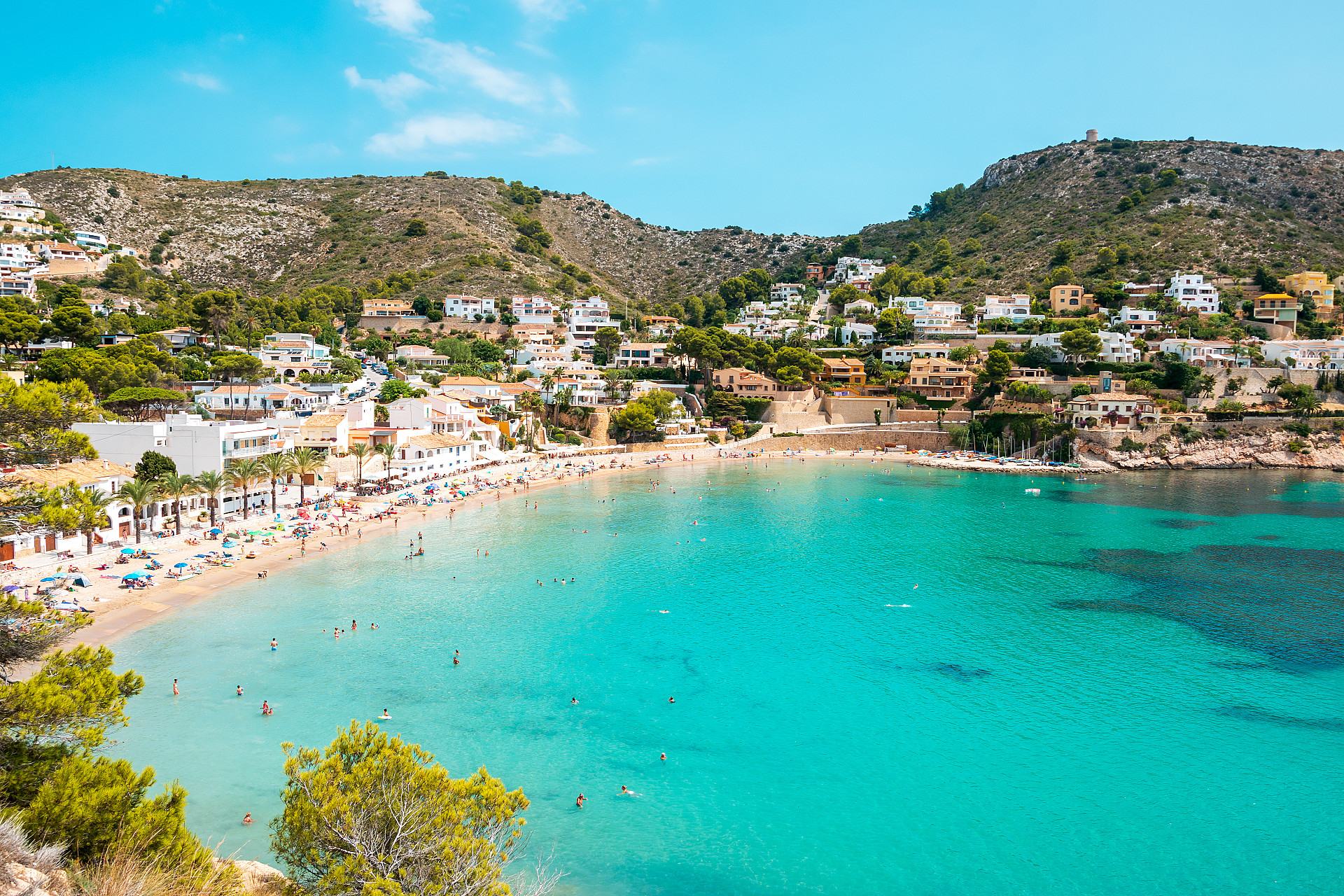 Vous achetez une propriété à Moraira ? Voici comment Vidando Estates vous offre un accompagnement personnalisé et expert
