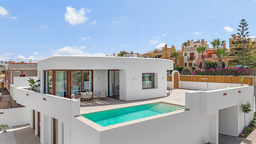 4 bedroom Villa in La Finca Golf in Vidando Estates